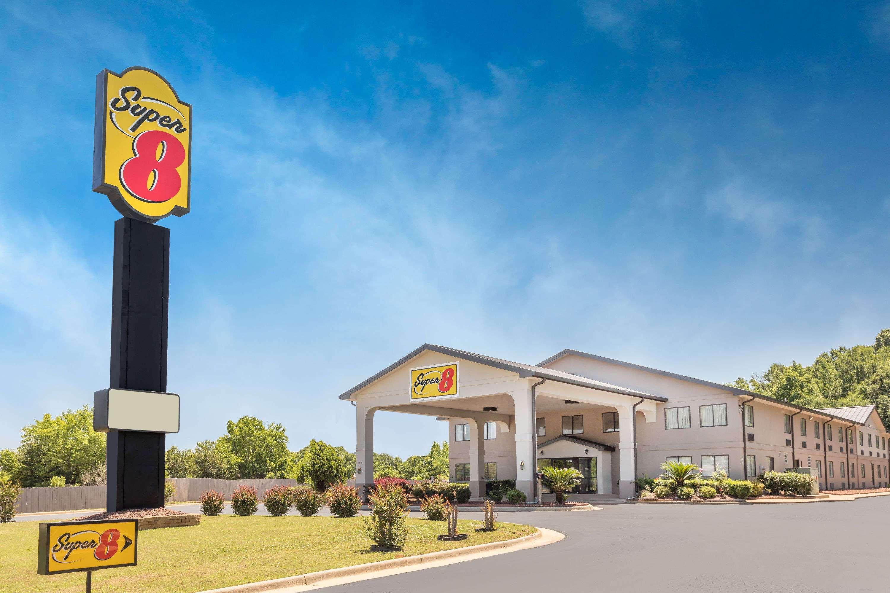 Super 8 By Wyndham Montgomery I-65 Экстерьер фото