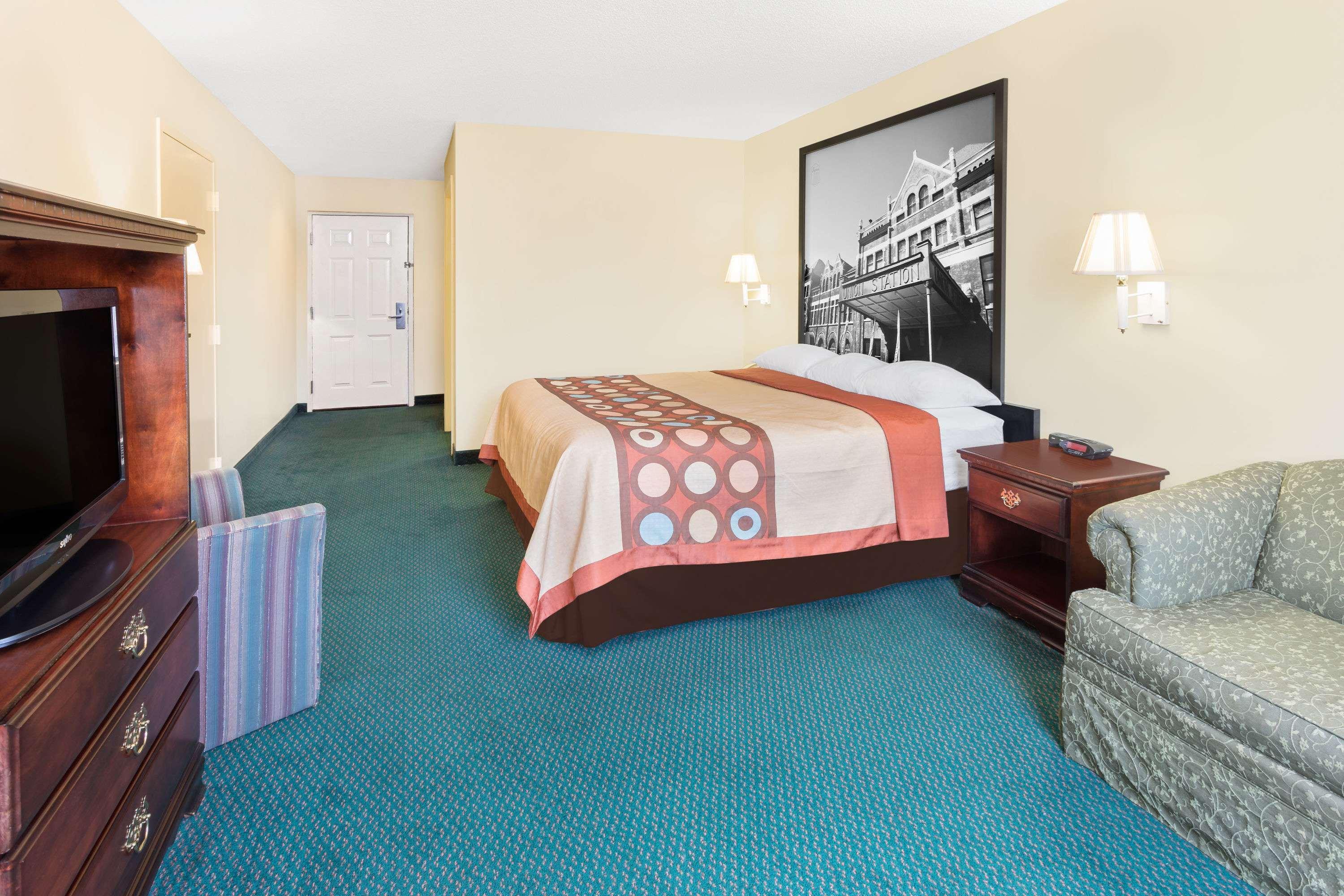 Super 8 By Wyndham Montgomery I-65 Экстерьер фото