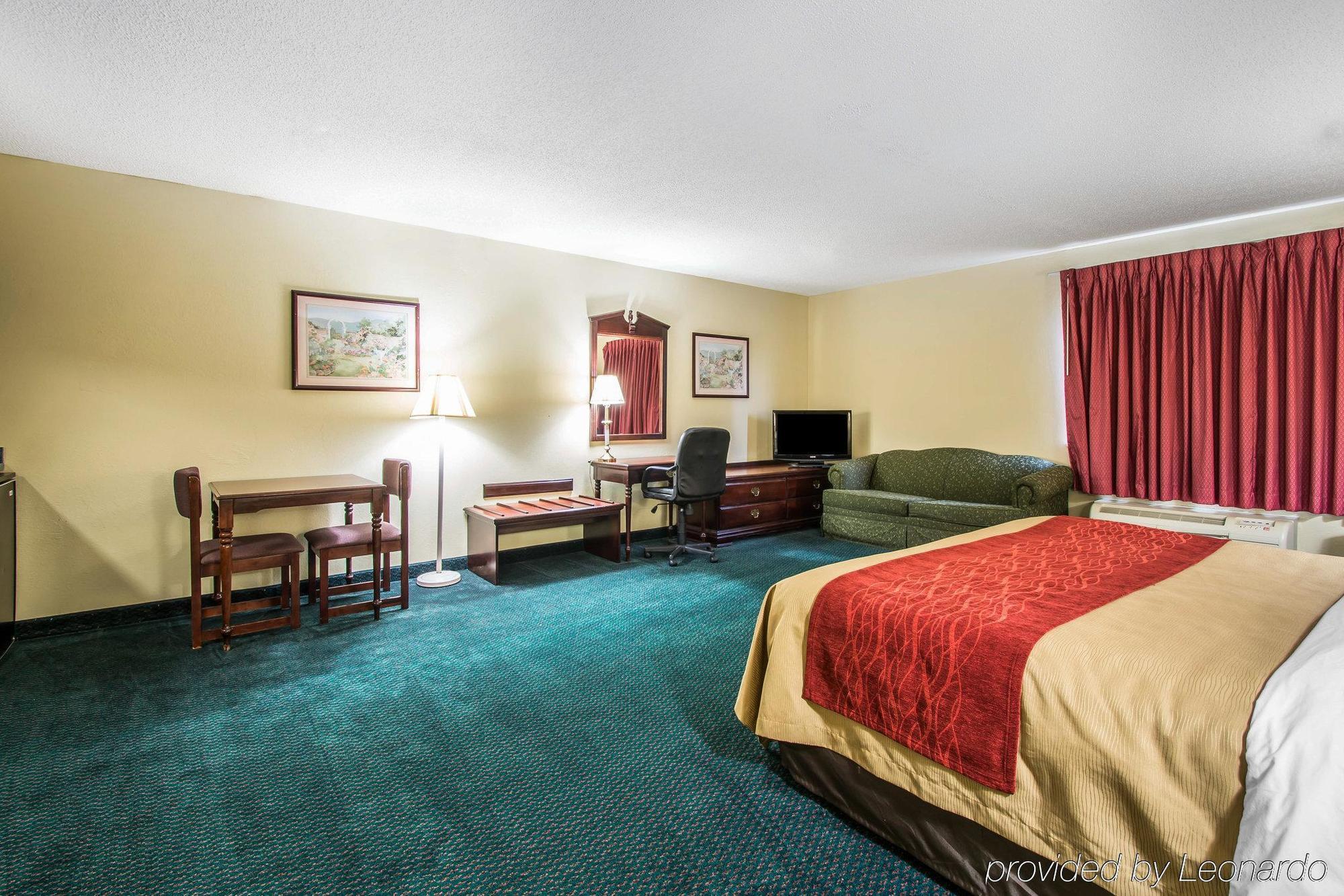 Super 8 By Wyndham Montgomery I-65 Экстерьер фото