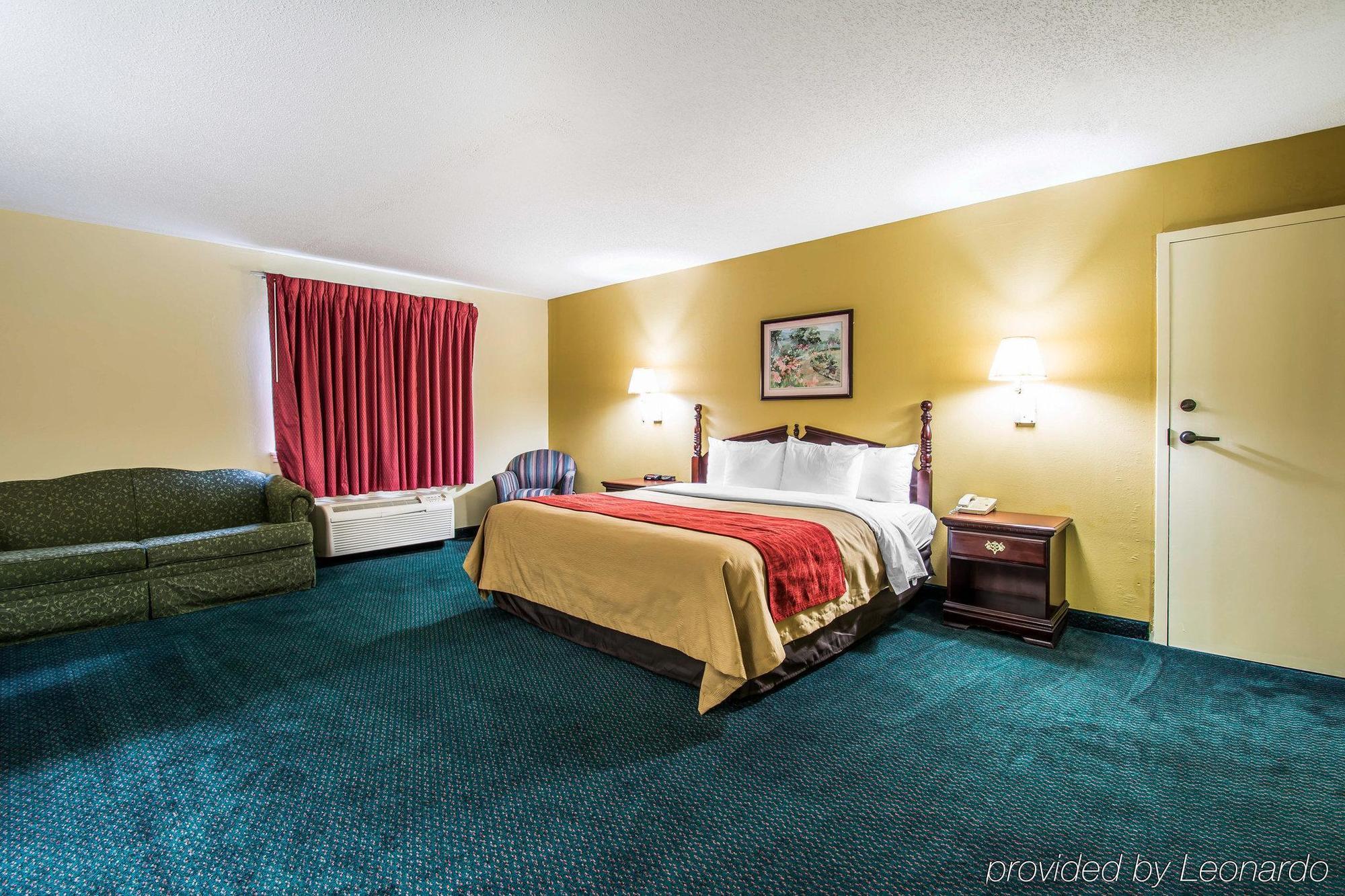 Super 8 By Wyndham Montgomery I-65 Экстерьер фото