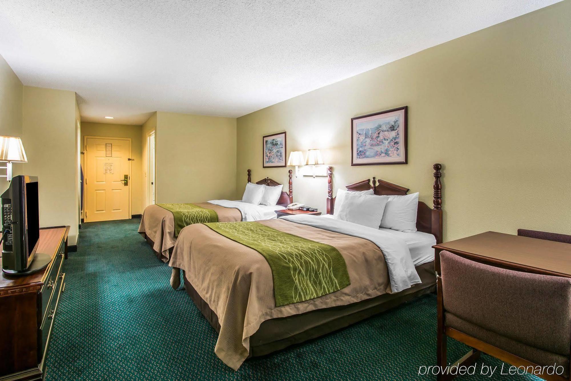Super 8 By Wyndham Montgomery I-65 Экстерьер фото
