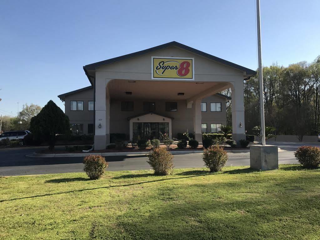 Super 8 By Wyndham Montgomery I-65 Экстерьер фото